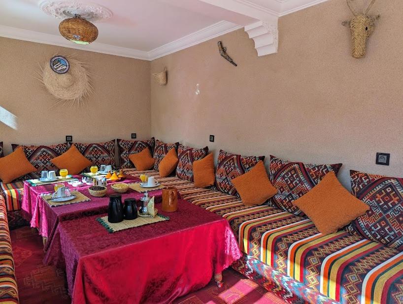 Riad Dar Omar イムリル エクステリア 写真